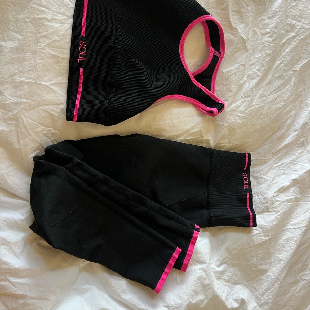 SoulCycle seamless Black and Pink Activewear Set